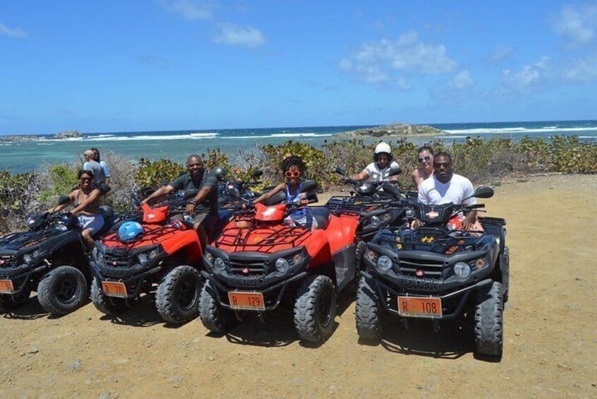 Aventura de medio día en quad con guía y recogida (St Maarten)
