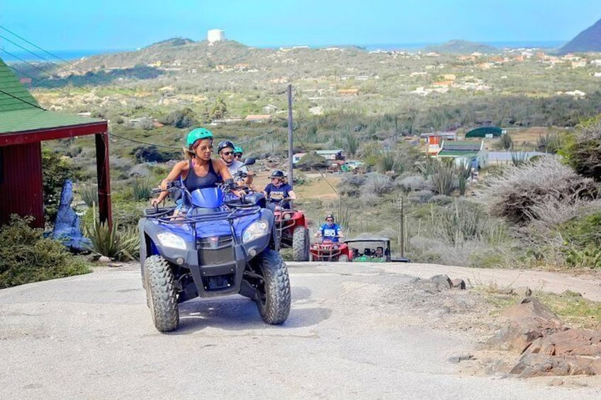 Aventura en ATV: Recorrido todoterreno en vehículos monoplaza y biplaza (Aruba)